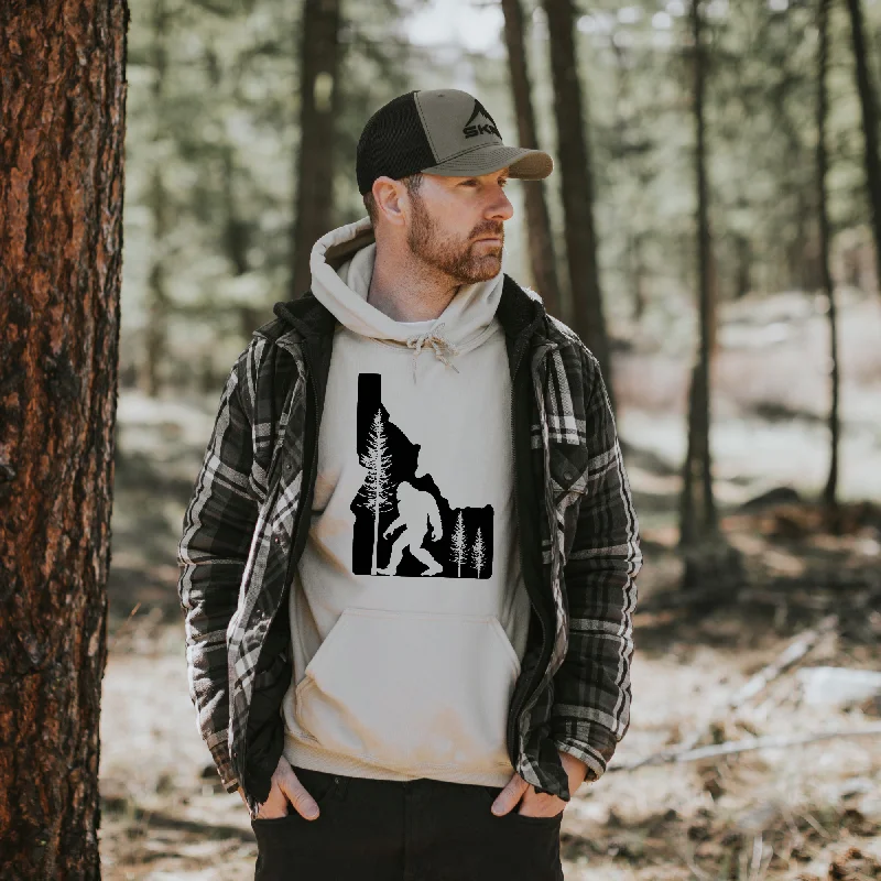 men clothing slim-fit jeans-Idaho Bigfoot Gildan Crewneck or Hoodie Sweatshirt *UNISEX FIT*