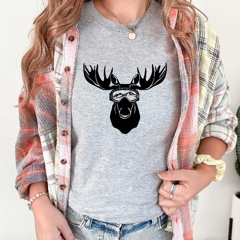 men clothing long sleeve shirt-Ski Moose TShirt *UNISEX FIT*